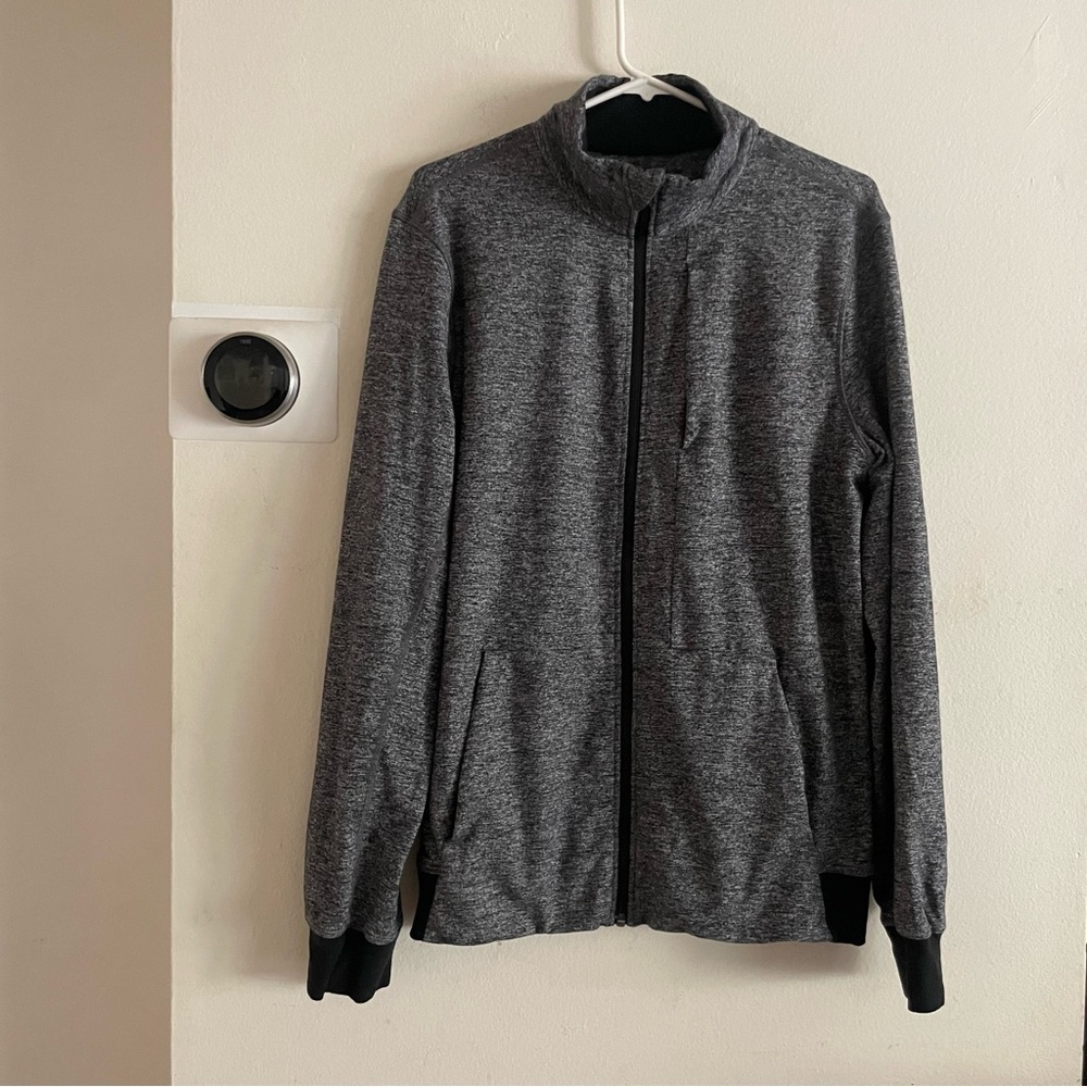 Lululemon jacket size large - Picture 3 of 4